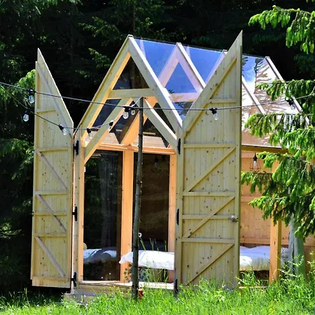 Starry Night Retreat