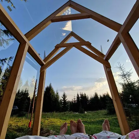 Starry Night Retreat *